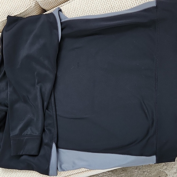 Nike Black and Gray Pullover Hoodie, Size Large - Picture 6 of 6